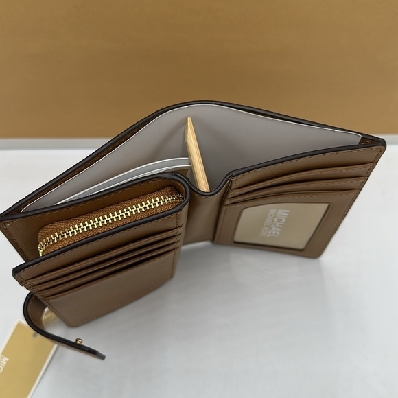 Michael Kors Medium Bifold Signature Logo Wallet Deer Multi Color - Picture 11 of 13